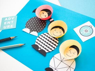 Een leuke activiteit voor tijdens grijze winterdagen: schattige Eskimo’s uit papieren cupcakevormpjes maken!